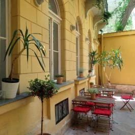 Három Szerb Kávéház, Budapest - Egyéb