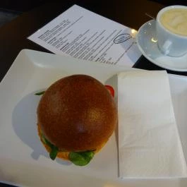 Három Tarka Macska - Pozsonyi út Budapest - Étel/ital