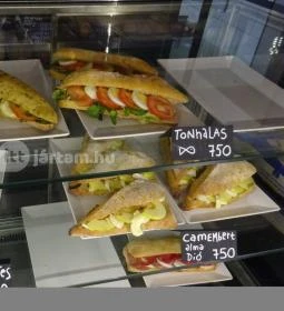 Három Tarka Macska - Pozsonyi út