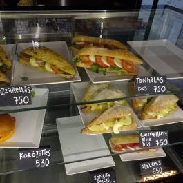 Három Tarka Macska - Pozsonyi út Budapest - Étel/ital