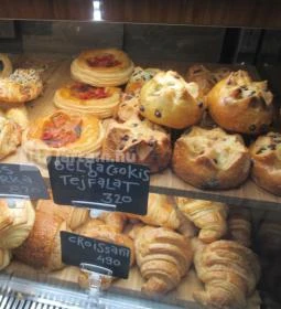 Három Tarka Macska - Teréz körút