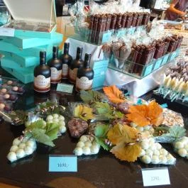 Harrer Csokoládéműhely és Cukrászda Sopron - Étel/ital