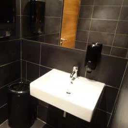 Harrer Csokoládéműhely és Cukrászda Sopron - Mosdó