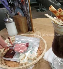 Harrer Csokoládéműhely és Cukrászda