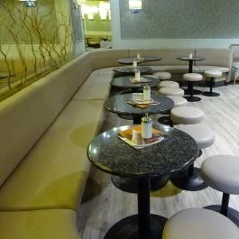 Harrer Cukrászda, Sopron - Belső