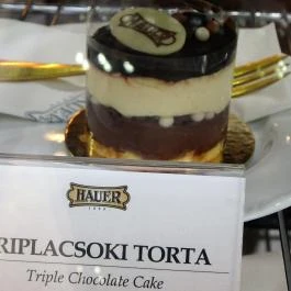 Hauer Cukrászda & Kávéház Budapest - Étel/ital