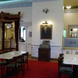 Hauer Cukrászda & Kávéház Budapest - Belső