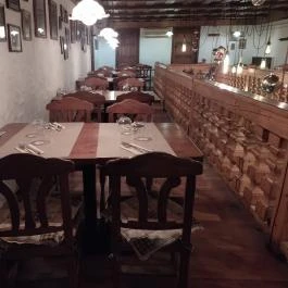 Király100 Gastro Corner Budapest - Belső