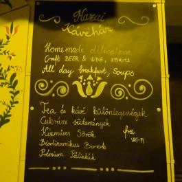 Hazai Kézműves Finomságok Boltja Budapest - Külső kép