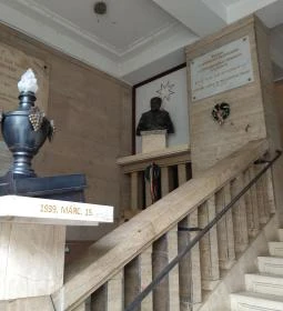 A Hazatérés temploma