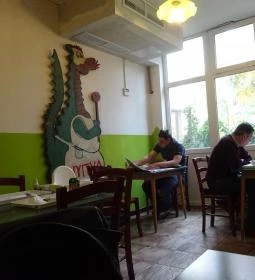 Házisárkány Étkezde