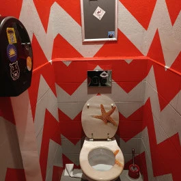 Heavy , Budapest - Mosdó