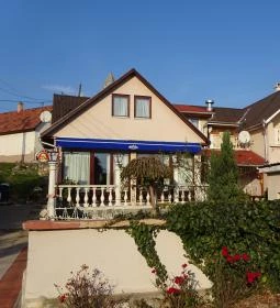 Hegyalja Vendéglő Panzió