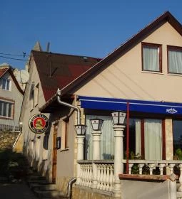 Hegyalja Vendéglő Panzió