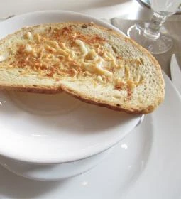 Hegyvidéki Ízlelő Étterem