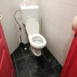 Hekkmester Budapest - Mosdó