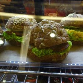 Hello Paleo - WestEnd City Center Budapest - Étel/ital