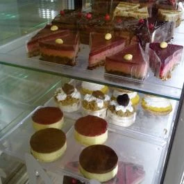 Hello Paleo - WestEnd City Center Budapest - Étel/ital