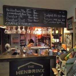 Hendrinx Wine & Beer Budapest - Belső