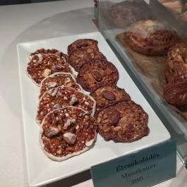 Herbarista Speciality Coffee & Beauty Budapest - Étel/ital