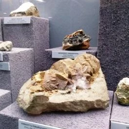 Herman Ottó Múzeum Ásványtára Miskolc - Egyéb