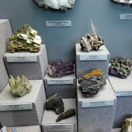 Herman Ottó Múzeum Ásványtára Miskolc - Egyéb