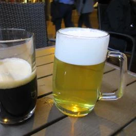 Hetedik Lépcső Craft Söröző & Cseh Szaküzlet Budapest - Étel/ital