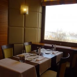 LÁNG Bistro & Grill, Budapest - Belső