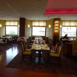 LÁNG Bistro & Grill, Budapest - Belső