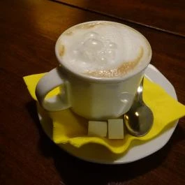 Hintaló Iszoda Budapest - Étel/ital