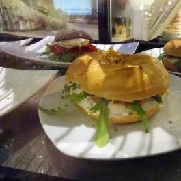 Híradó Kávézó Budapest - Étel/ital