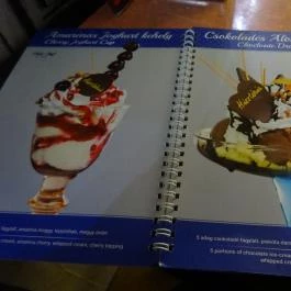 Hisztéria Kávézó & Fagyizó - WestEnd City Center, Budapest - Étlap/itallap