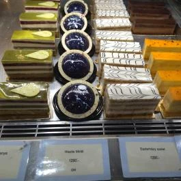 Hisztéria Kávézó & Fagyizó - WestEnd City Center, Budapest - Étel/ital