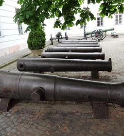 Hadtörténeti Intézet és Múzeum