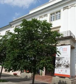 Hadtörténeti Intézet és Múzeum