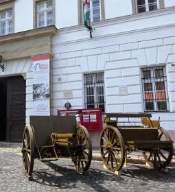 Hadtörténeti Intézet és Múzeum