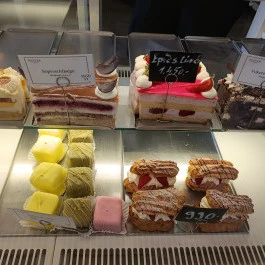 Hoffer Cukrászműhely, Sopron - Étel/ital