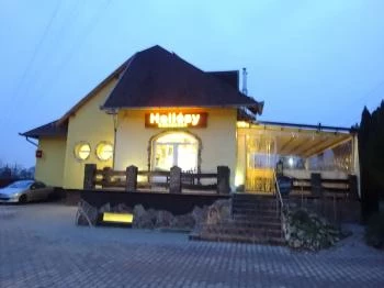 Hollósy Cukrászat Budaörs