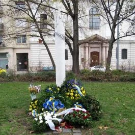 A holodomor áldozatainak emlékműve Budapest - Egyéb