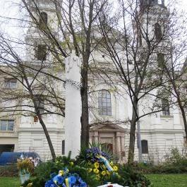 A holodomor áldozatainak emlékműve Budapest - Egyéb