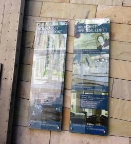 Holokauszt Emlékközpont