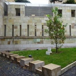 Holokauszt Emlékközpont Budapest - Egyéb