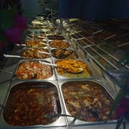 Hongyunli Kínai Gyorsbüfé Budapest - Étel/ital