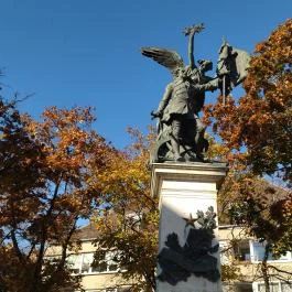 Honvéd szobor Budapest - Egyéb