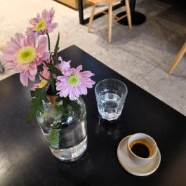 Hooded Coffee Budapest - Étel/ital