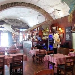 Horgásztanya Étterem Budapest - Belső