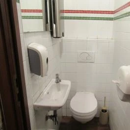 Horgásztanya Étterem Budapest - Mosdó