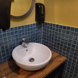 Horizont Brewing Budapest - Mosdó