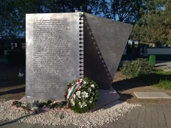 A Horthyligetre hurcoltak emlékműve Budapest