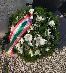 A Horthyligetre hurcoltak emlékműve